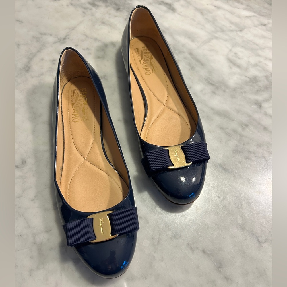 Salvatore Ferragamo Varina Women's Navy Patent Leather Ballet Flats